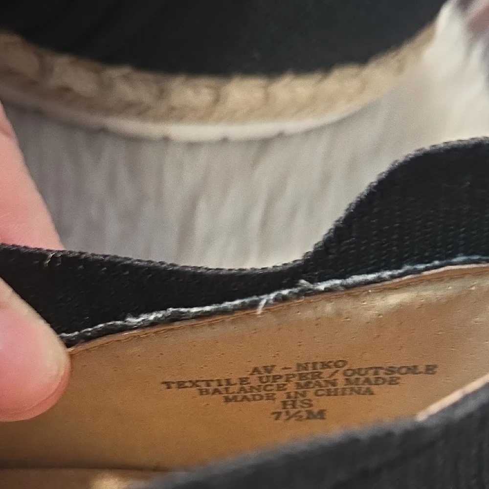 Adrienne Vittadini Black Espadrille Flats Size 7.5